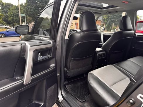 Used 2015 Toyota 4Runner SR5 Premium AWD/4WD image 17