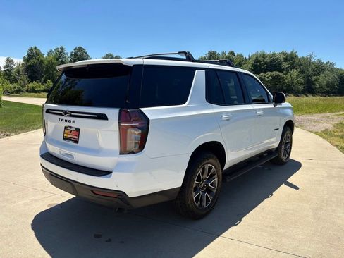 Used 2023 Chevrolet Tahoe Z71 w/ Z71 Off-Road Package AWD/4WD image 9