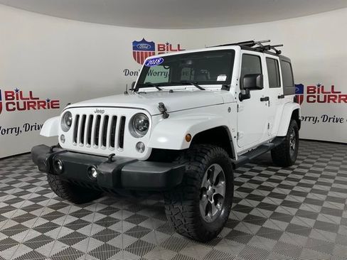Used 2018 Jeep Wrangler Unlimited Sahara w/ Connectivity Group image 7