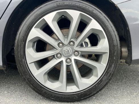Used 2015 Honda Accord Sport image 23