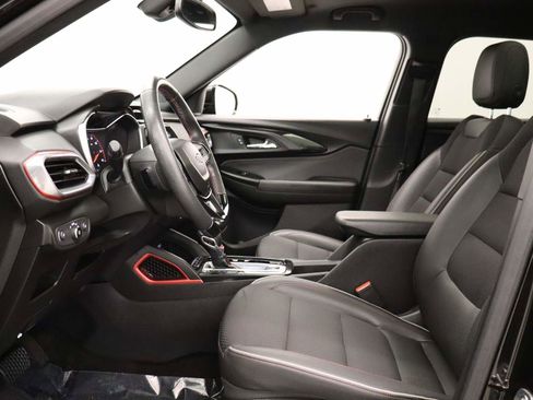 Used 2023 Chevrolet TrailBlazer RS w/ Sun and Liftgate Package image 15
