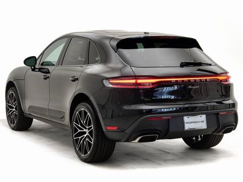 New 2025 Porsche Macan image 3