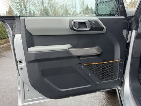 Used 2022 Ford Bronco Badlands image 14