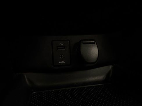 Used 2016 Nissan Rogue SL w/ SL Premium Package image 28