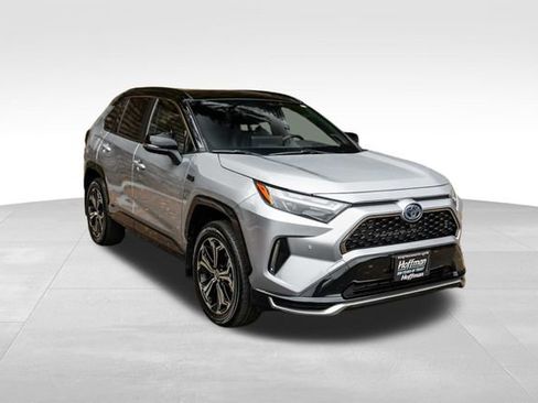 Used 2023 Toyota RAV4 XSE w/ Premium Package AWD/4WD image 3