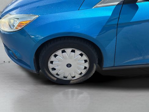 Used 2013 Ford Focus SE w/ Super Fuel Economy (SFE) Pkg FWD image 36