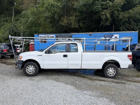 Used 2010 Ford F150 XLT RWD image 2