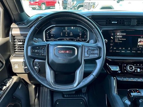Used 2023 GMC Sierra 1500 AT4 w/ AT4 Preferred Package image 9