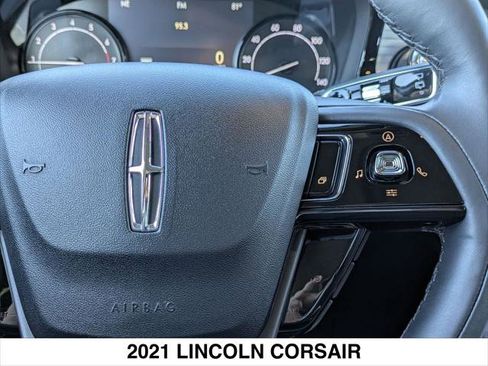 Used 2021 Lincoln Corsair FWD w/ Premium Package image 14