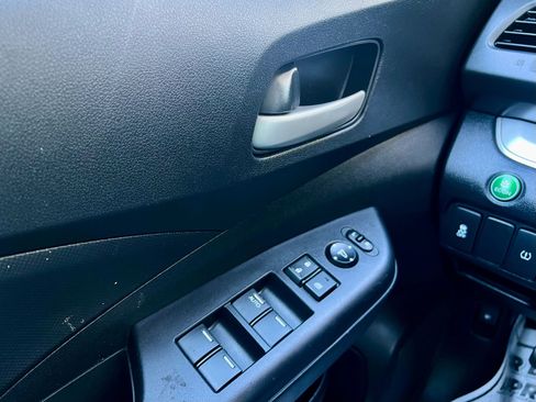 Used 2016 Honda CR-V LX image 26