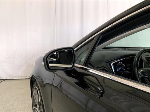 Used 2018 Ford Fusion Titanium FWD image 10