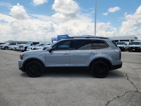 Used 2025 Kia Telluride EX X-Line AWD/4WD image 4