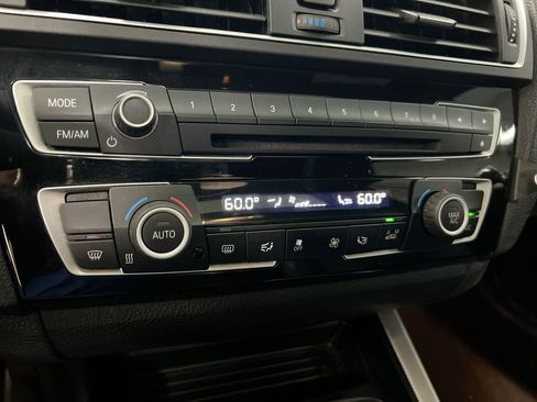 Used 2016 BMW M235i Coupe image 16