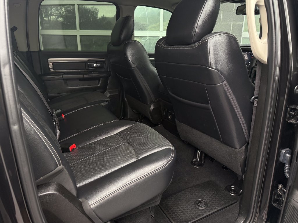 Used 2018 RAM 2500 Laramie w/ Sport Appearance Group AWD/4WD image 39