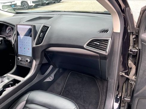 Used 2024 Ford Edge SEL AWD/4WD image 12