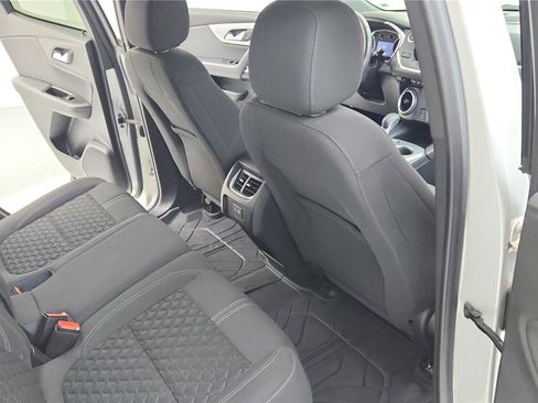 Used 2021 Chevrolet Blazer LT image 32