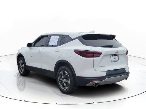 Certified 2025 Chevrolet Blazer LT FWD image 3