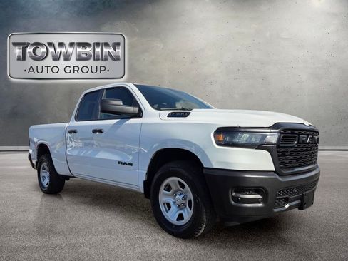 Used 2025 RAM 1500 Tradesman AWD/4WD image 2