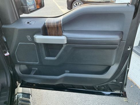Used 2018 Ford F150 Lariat w/ Max Trailer Tow Package AWD/4WD image 24