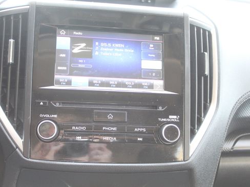 Used 2021 Subaru Forester image 35