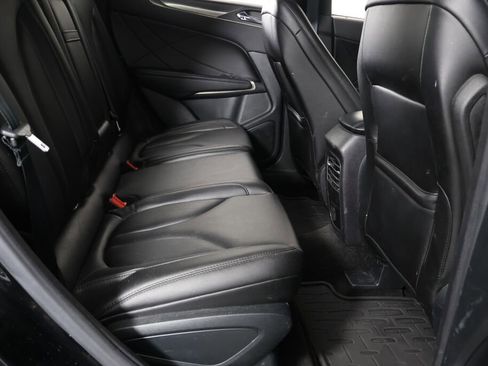 Used 2017 Lincoln MKC Premiere image 23