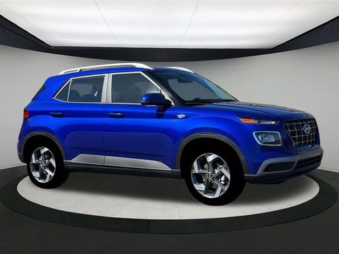 New 2026 Hyundai Venue SEL image 10