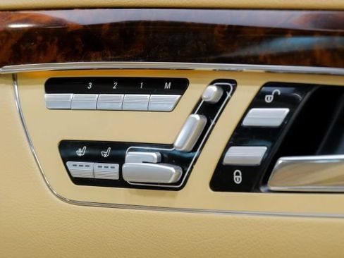 Used 2011 Mercedes-Benz S 550 image 54