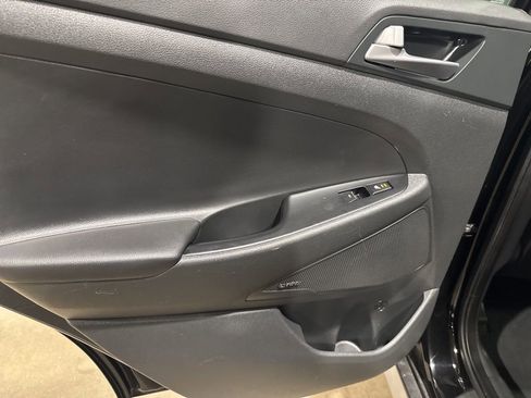 Used 2017 Hyundai Tucson Limited w/ Limited Ultimate Package 03 image 43