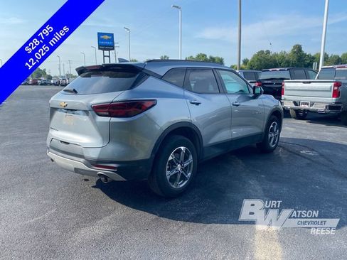 Used 2024 Chevrolet Blazer LT w/ Convenience Package AWD/4WD image 6