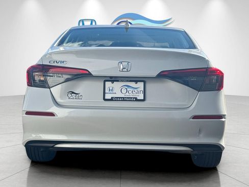 Certified 2024 Honda Civic EX image 4