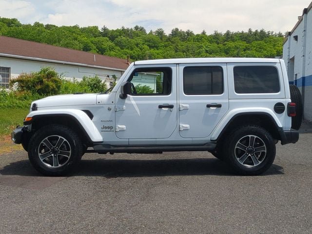 Used 2023 Jeep Wrangler Unlimited Sahara w/ Safety Group AWD/4WD image 9