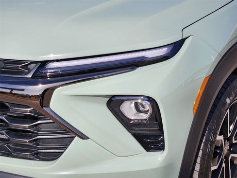 Used 2025 Chevrolet TrailBlazer ACTIV w/ Convenience Package image 9