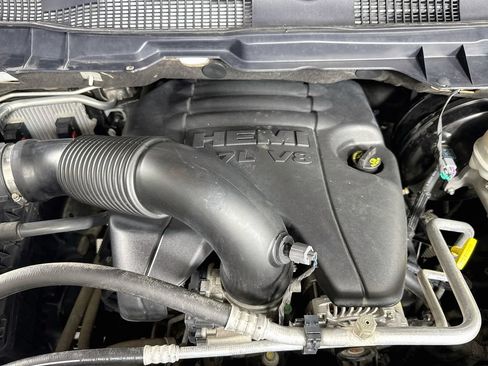 Used 2017 RAM 1500 Big Horn AWD/4WD image 29