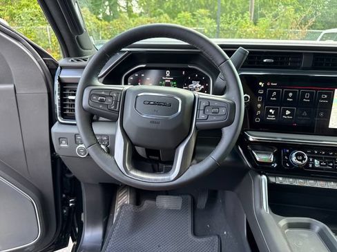 New 2026 GMC Sierra 2500 Denali Ultimate AWD/4WD image 16