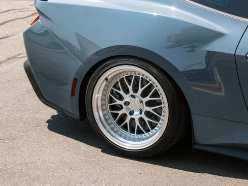Used 2024 Ford Mustang GT Premium RWD image 4