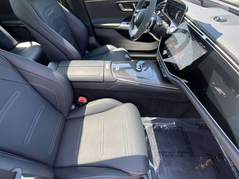 Used 2025 Mercedes-Benz E 53 AMG e 4MATIC Sedan image 11