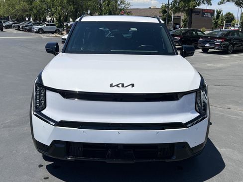 Used 2026 Kia EV9 Land w/ Nightfall Edition Package AWD/4WD image 3