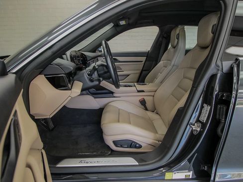 Used 2022 Porsche Taycan 4S AWD/4WD image 12