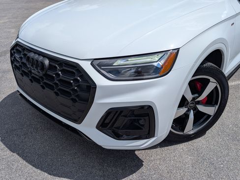 Used 2024 Audi Q5 2.0T Premium Plus w/ Premium Plus Package AWD/4WD image 13