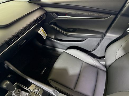 Used 2025 MAZDA MAZDA3 s image 20