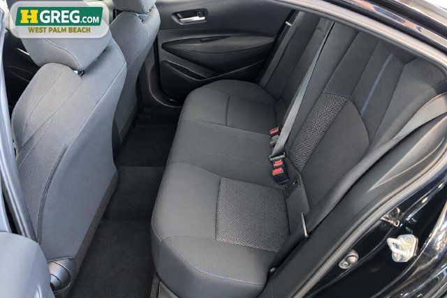 Used 2022 Toyota Corolla SE FWD image 8