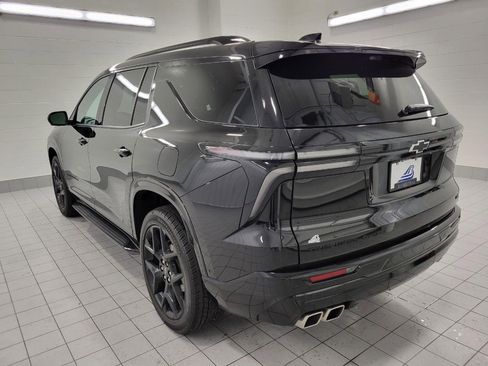 Certified 2025 Chevrolet Traverse RS w/ LPO, Floor Liner Package AWD/4WD image 20