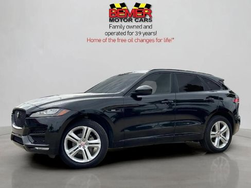 Used 2018 Jaguar F-PACE R-Sport image 1