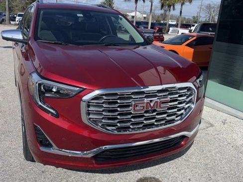 Used 2019 GMC Terrain Denali w/ Advanced Safety Package image 2
