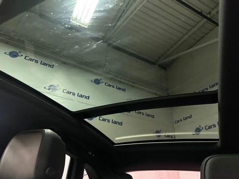 Used 2023 Porsche Macan S w/ Premium Package Plus image 38