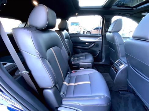 Used 2024 MAZDA CX-90 Plug-In Hybrid w/ Premium Plus image 19