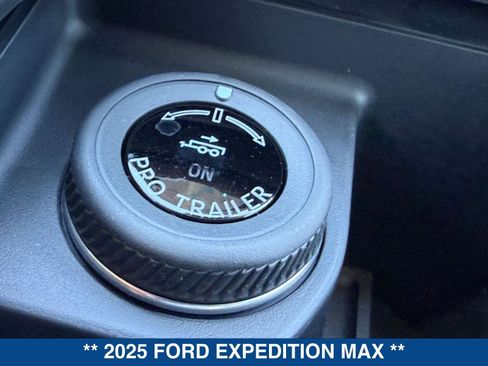 New 2025 Ford Expedition Max Active image 42