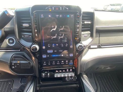 Used 2023 RAM 3500 Limited AWD/4WD image 16
