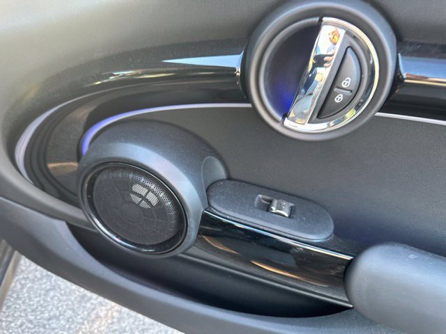 Used 2017 MINI Cooper S FWD image 17