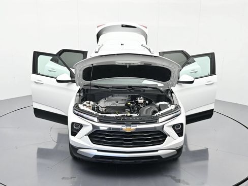 Used 2025 Chevrolet TrailBlazer LT FWD image 43